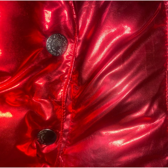 ‼️SOLD‼️red metallic puffer jacket - Picture 7 of 11